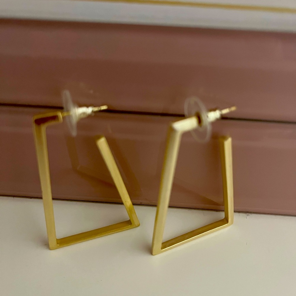 Kendra Scott hoops